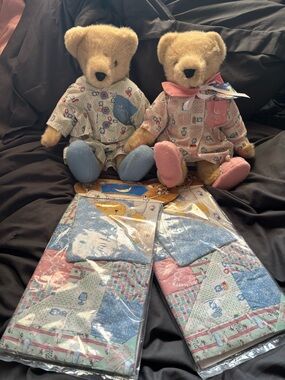 Fluffy and Fuzzy Vanderbear,twin brother and sister of Muffy Vanderbear